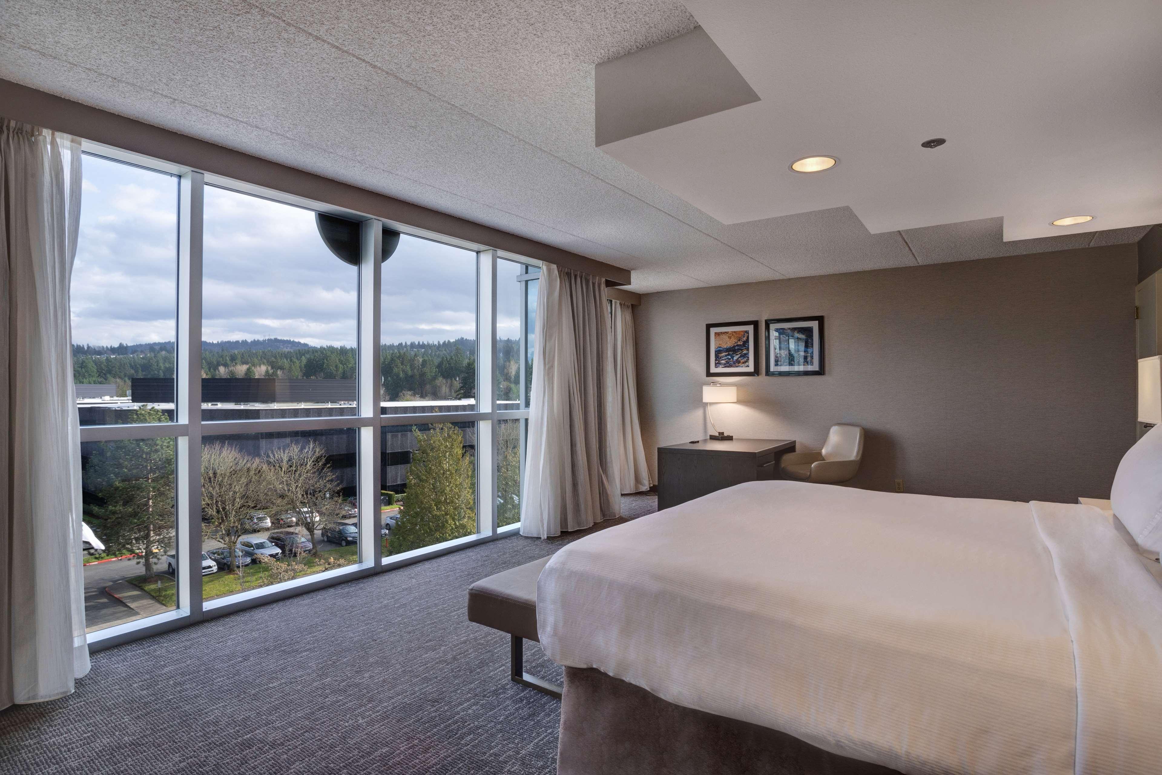 Embassy Suites By Hilton Seattle Bellevue Εξωτερικό φωτογραφία